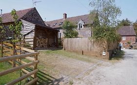 Nest Holiday Hideaway Wren Cottage Stunning Area!